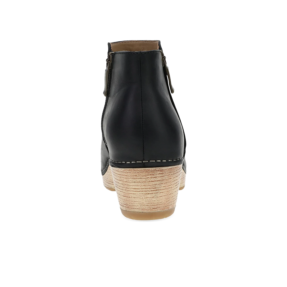 Dansko Lizanne-Black Oiled Pull Up