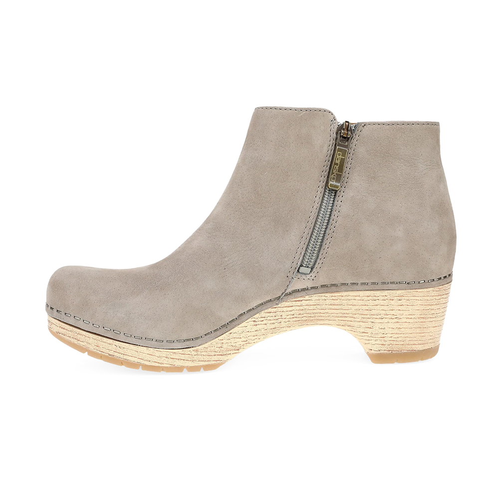 Dansko Lizanne-Taupe Milled Nubuck