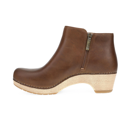 Dansko Lizanne-Tan Oiled Pull Up