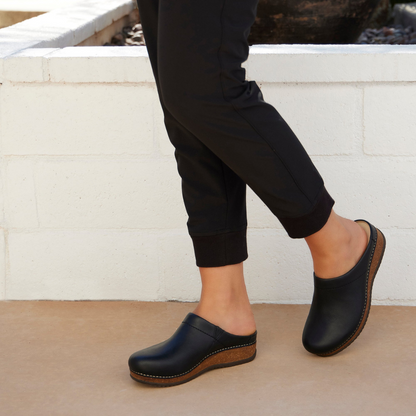 Dansko Mariella-Black Nappa