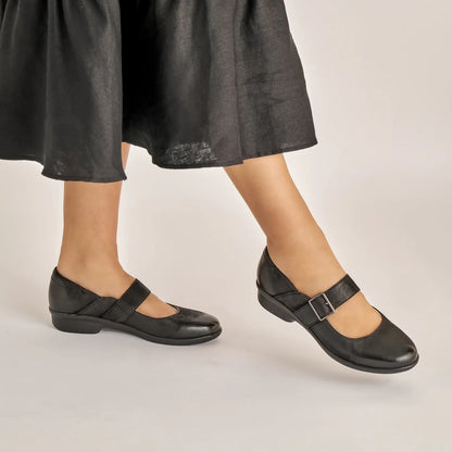 Dansko Collete-Black Bunished Nubuck