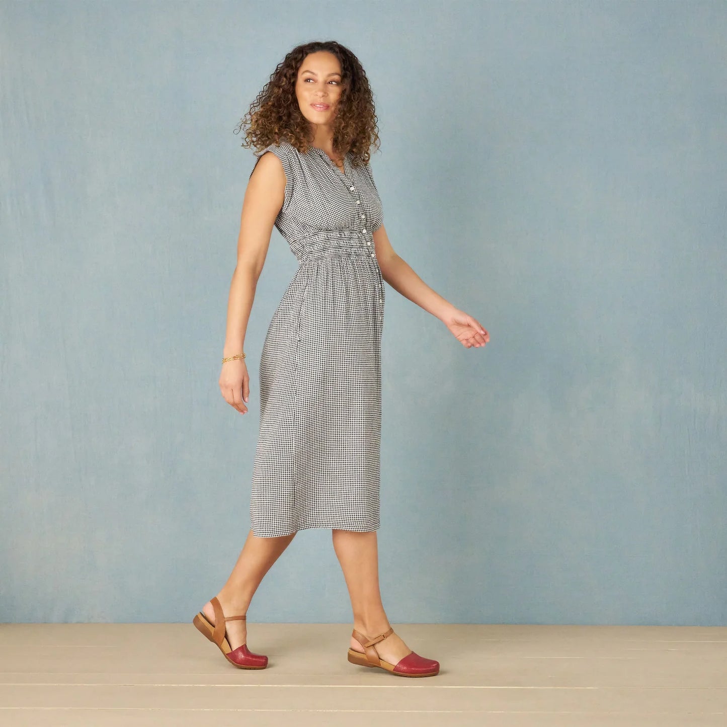 Dansko Rowan-Red Perf