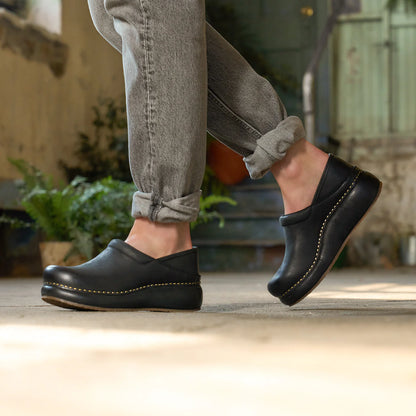 Dansko Platform Pro-Black Burnished Nubuck