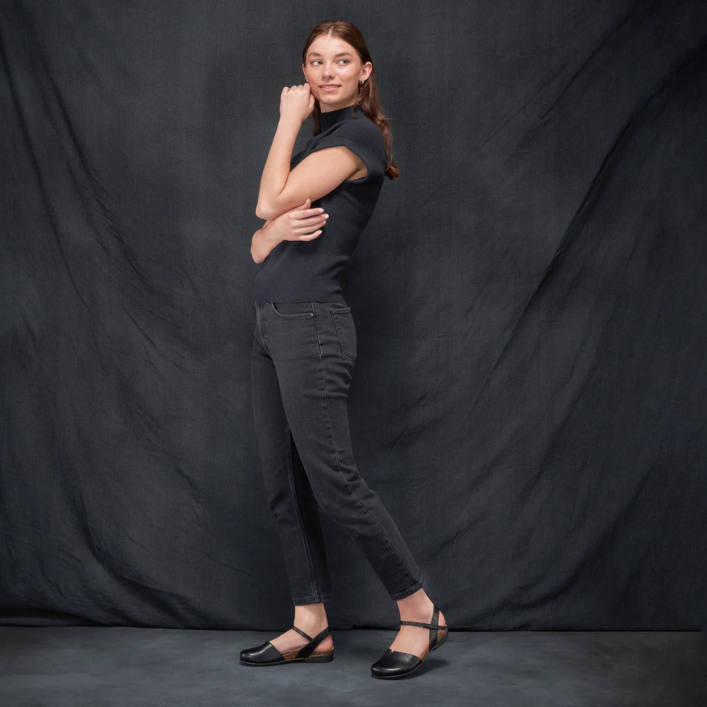 Rowan-Black Waxy Burnished