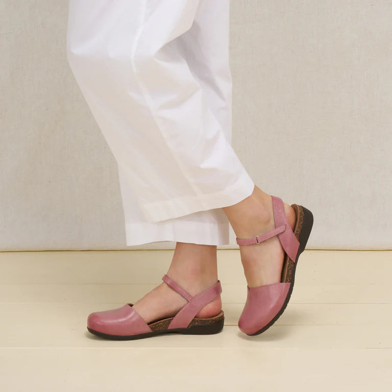 Dansko Rowan-Pink