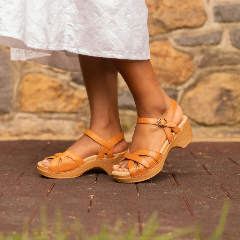 Dansko Season-Camel Leather