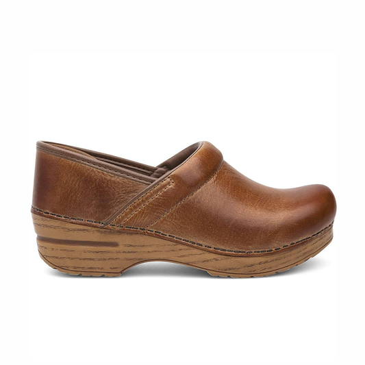 Dansko hot sale narrow clogs